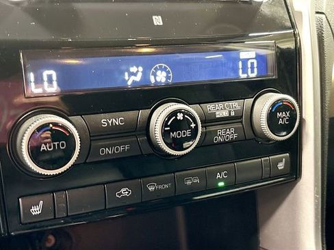 Used 2019 Subaru Ascent Premium AWD/4WD image 15