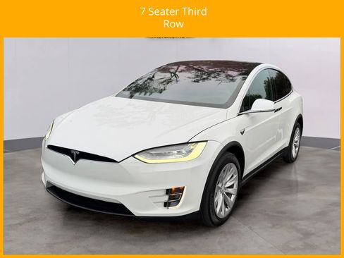 Used 2020 Tesla Model X Long Range image 4