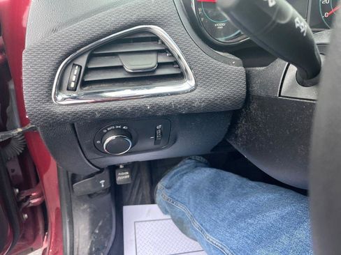 Used 2018 Chevrolet Cruze LT w/ LPO, Black Nameplate Package image 13