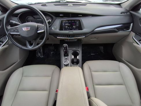 Certified 2023 Cadillac XT4 Luxury w/ Cold Weather Package image 16