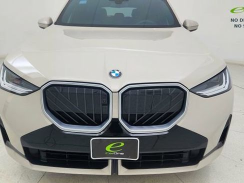 Used 2025 BMW X3 xDrive30i w/ Premium Package AWD/4WD image 9