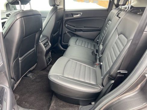 Certified 2018 Ford Edge SEL w/ Equipment Group 201A image 21