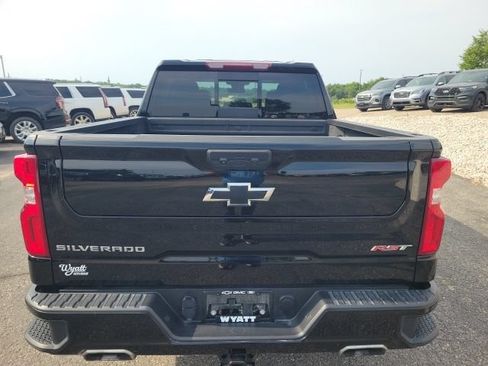 Used 2025 Chevrolet Silverado 1500 RST AWD/4WD image 7