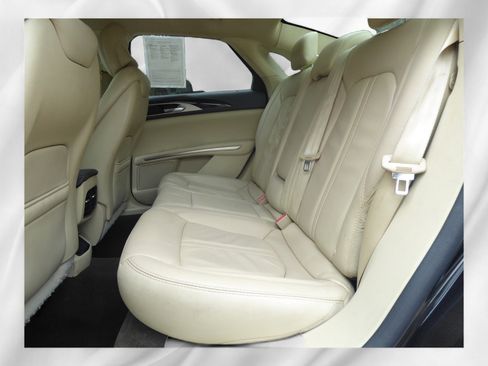 Used 2014 Lincoln MKZ w/ Equipment Group 101A Select image 18