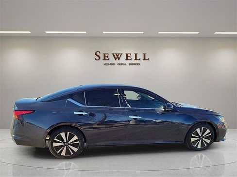 Used 2020 Nissan Altima 2.5 SL image 6