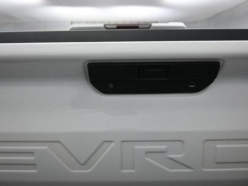 Used 2020 Chevrolet Silverado 1500 Custom w/ Custom Value Package AWD/4WD image 26