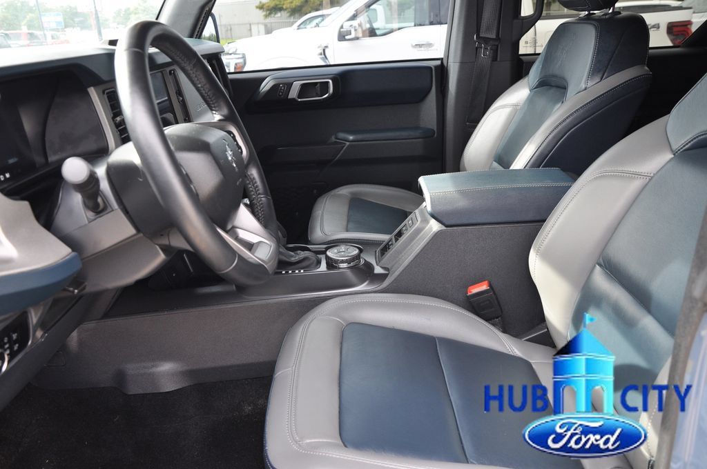 Used 2024 Ford Bronco Outer Banks AWD/4WD image 10