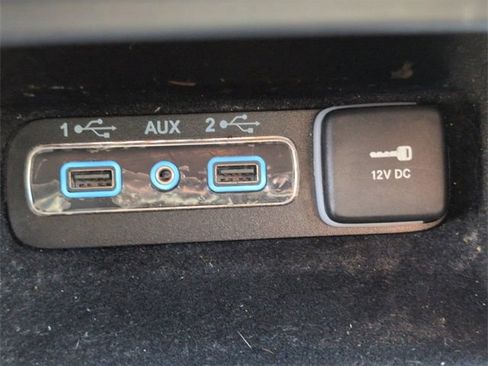 Used 2022 Jeep Grand Cherokee Laredo X image 34