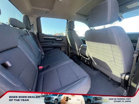 Used 2024 GMC Sierra 1500 Elevation image 18
