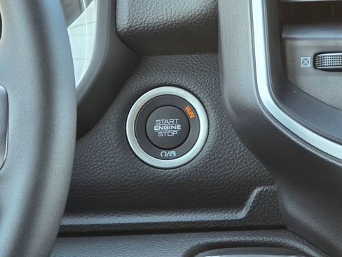 New 2026 RAM 1500 Big Horn AWD/4WD image 34