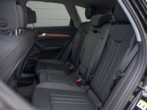Used 2023 Audi Q5 2.0T Prestige w/ Prestige Package AWD/4WD image 18