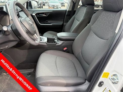 Used 2023 Toyota RAV4 XLE w/ Convenience Package image 16