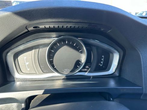 Used 2015 Volvo V60 T5 Premier image 25