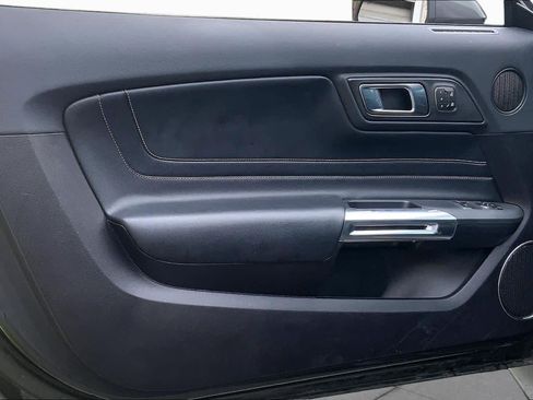 Used 2019 Ford Mustang Premium w/ Equipment Group 201A RWD image 18