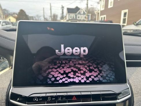 Used 2022 Jeep Compass Latitude w/ Sun and Sound Group image 22