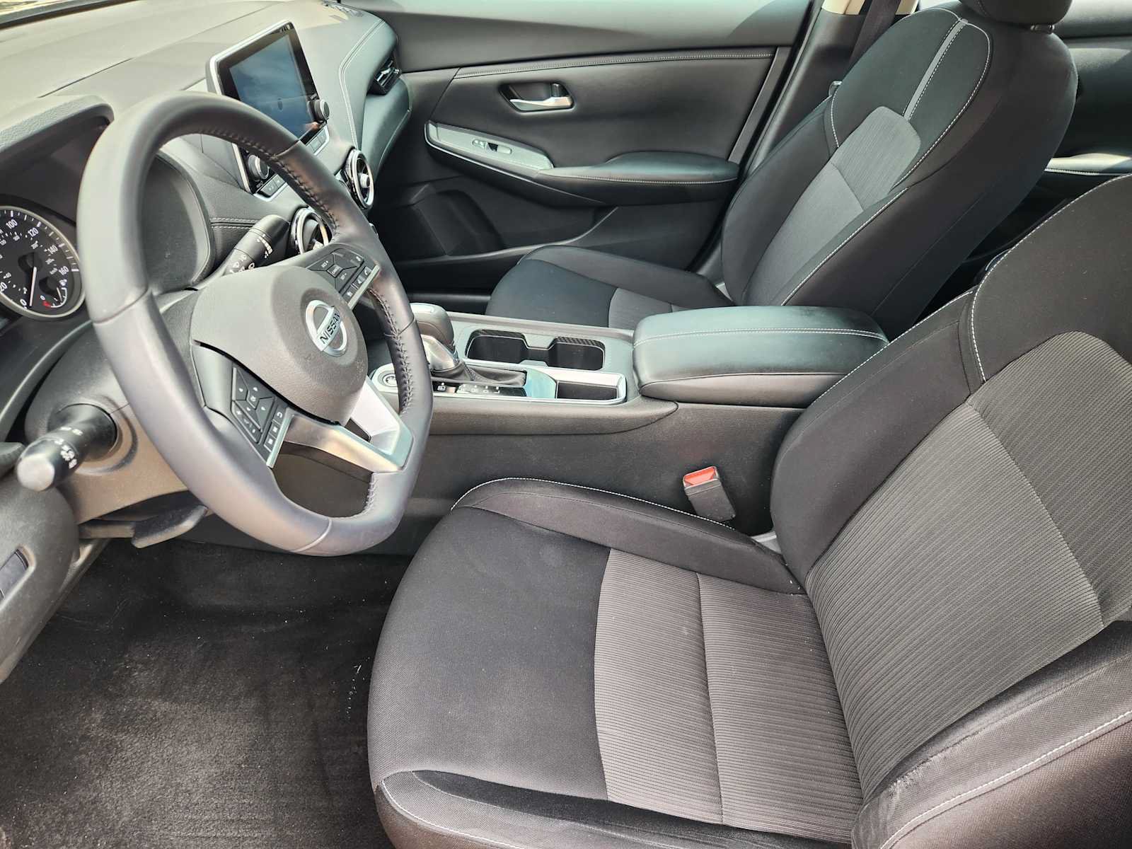 Used 2020 Nissan Sentra SV FWD image 12