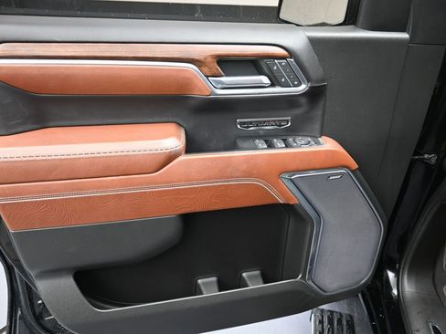 Used 2023 GMC Sierra 1500 Denali Ultimate image 21