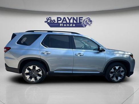 Certified 2026 Honda Pilot Elite image 9