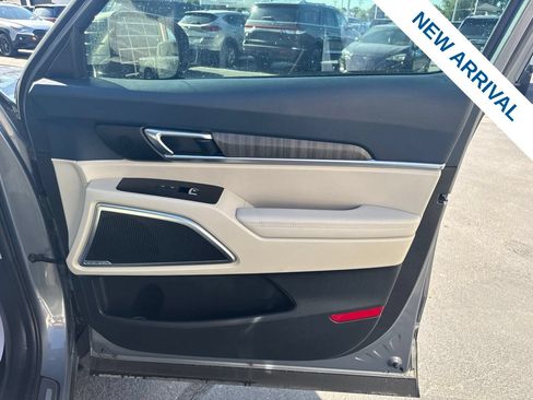 Used 2024 Kia Telluride SX Prestige AWD/4WD image 10