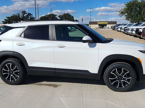 New 2026 Chevrolet TrailBlazer ACTIV w/ Convenience Package image 4