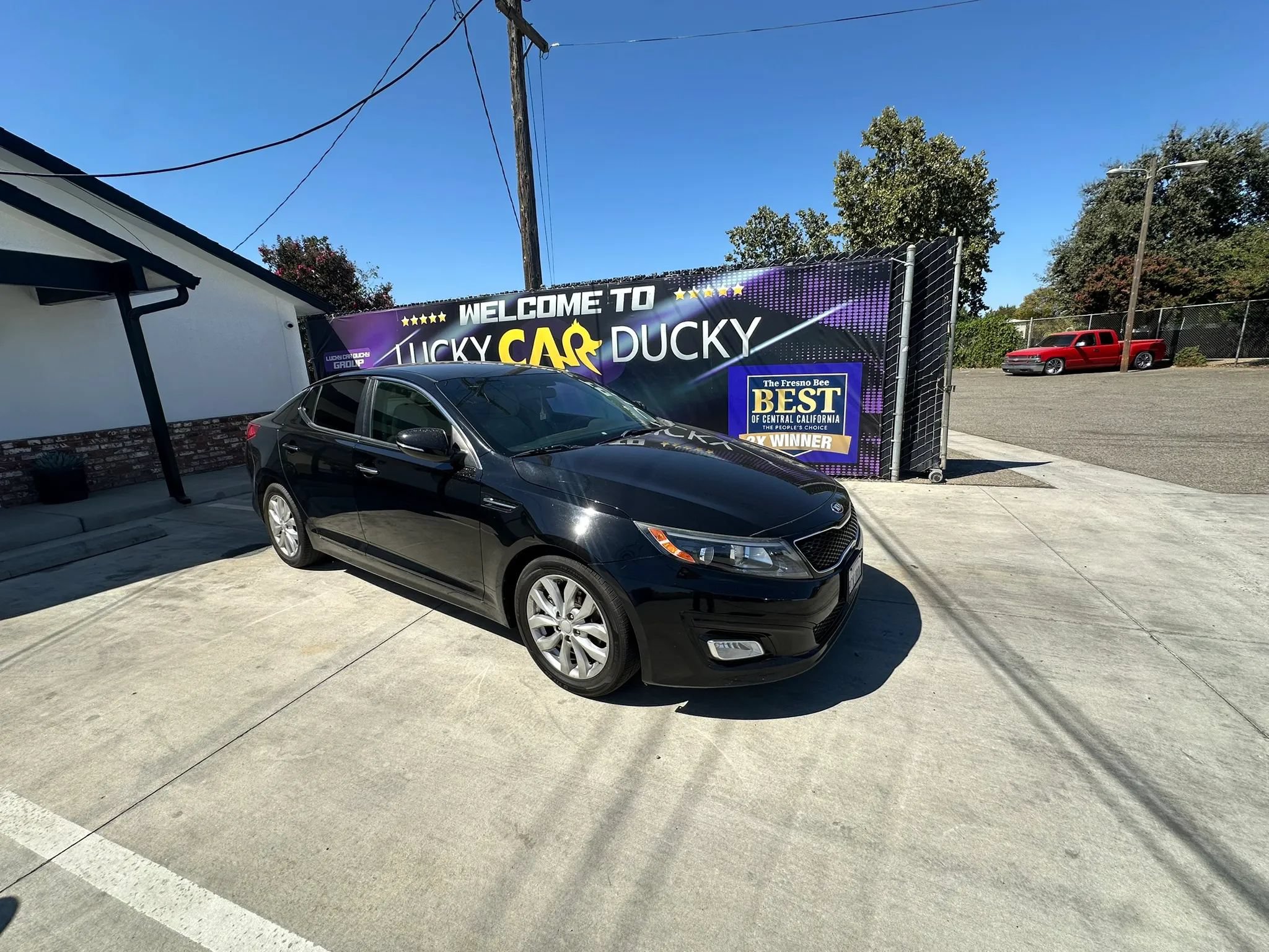 Used 2015 Kia Optima LX FWD image 2