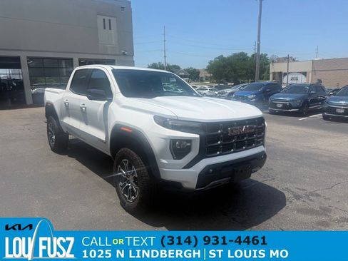 Used 2024 GMC Canyon AT4 w/ AT4 Premium Package AWD/4WD image 1