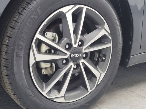 Used 2023 Kia Forte LXS w/ LXS Technology Package image 31