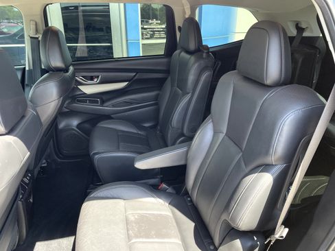 Used 2021 Subaru Ascent Limited AWD/4WD image 9