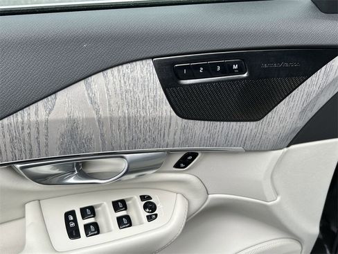 Certified 2024 Volvo XC90 B6 Plus w/ Protection Package image 16