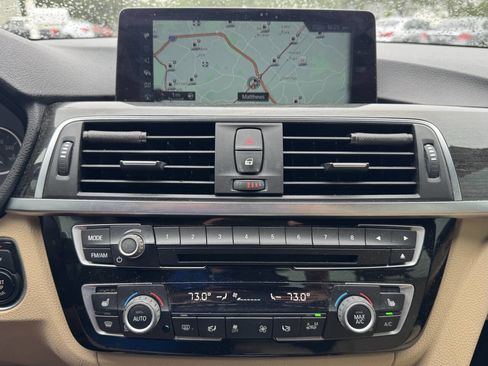 Used 2017 BMW 330i Sedan w/ Premium Package RWD image 14