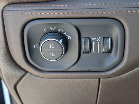 New 2026 RAM 2500 Limited image 15