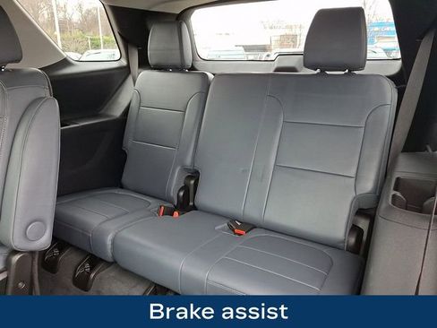 Used 2021 Chevrolet Traverse Premier image 14
