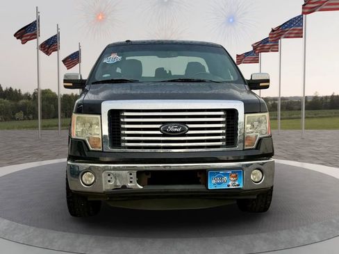 Used 2012 Ford F150 XLT w/ XLT Chrome Pkg image 2