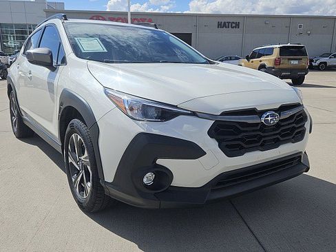 Used 2024 Subaru Crosstrek 2.0i Premium AWD/4WD image 4