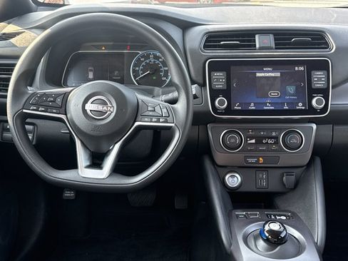 Certified 2025 Nissan Leaf S FWD image 4