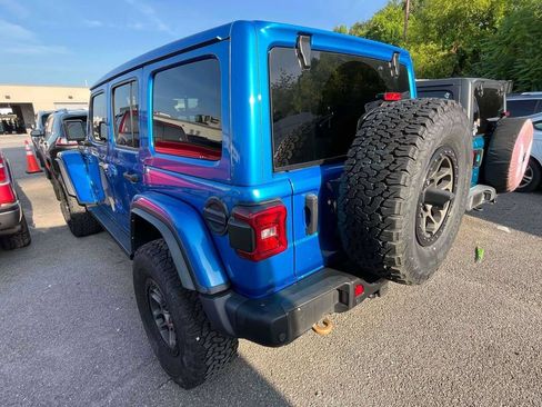 Used 2023 Jeep Wrangler Unlimited Rubicon 392 w/ Xtreme Recon 35" Tire Package AWD/4WD image 3