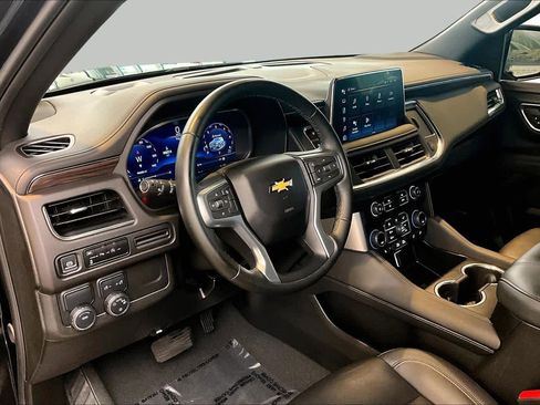 Used 2024 Chevrolet Tahoe LT RWD image 17