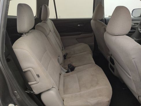 Used 2021 Honda Pilot LX image 19