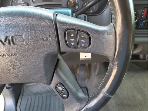 Used 2004 GMC Sierra 1500 SLE RWD image 20