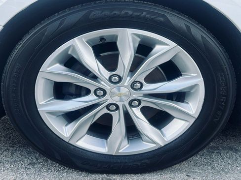 Used 2021 Chevrolet Malibu LT image 20