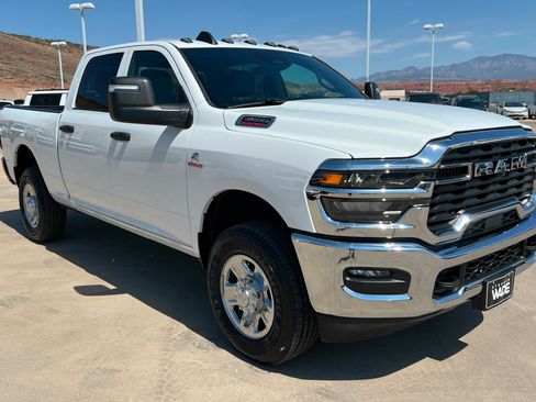 Certified 2026 RAM 3500 Tradesman w/ Chrome Appearance Group A AWD/4WD image 7