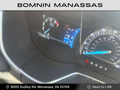 Used 2015 Ford Fusion SE w/ Equipment Group 202A image 11