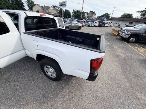 Used 2019 Toyota Tacoma SR RWD image 59