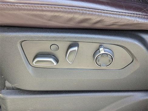 Used 2021 Cadillac Escalade Sport Platinum image 19