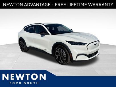 New 2026 Ford Mustang Mach-E Select w/ Comfort Package