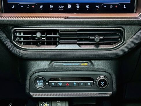 New 2026 Ford Bronco Sport Outer Banks w/ Outer Banks Tech Package+ AWD/4WD image 12