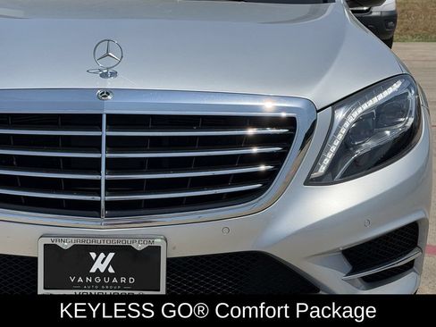 Used 2017 Mercedes-Benz S 550 4MATIC Sedan image 4
