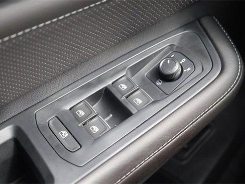 New 2026 Volkswagen Atlas SEL Premium R-Line image 23