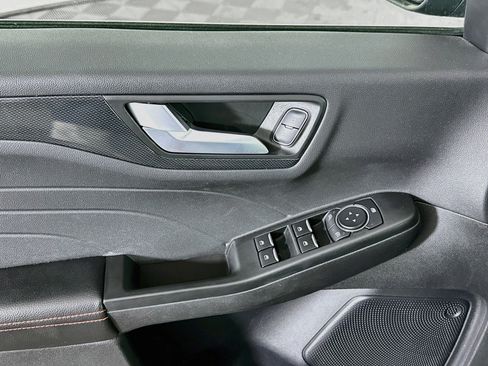 Used 2025 Ford Escape ST-Line FWD image 15