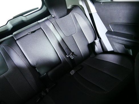 Used 2017 Chevrolet Equinox LS AWD/4WD image 14